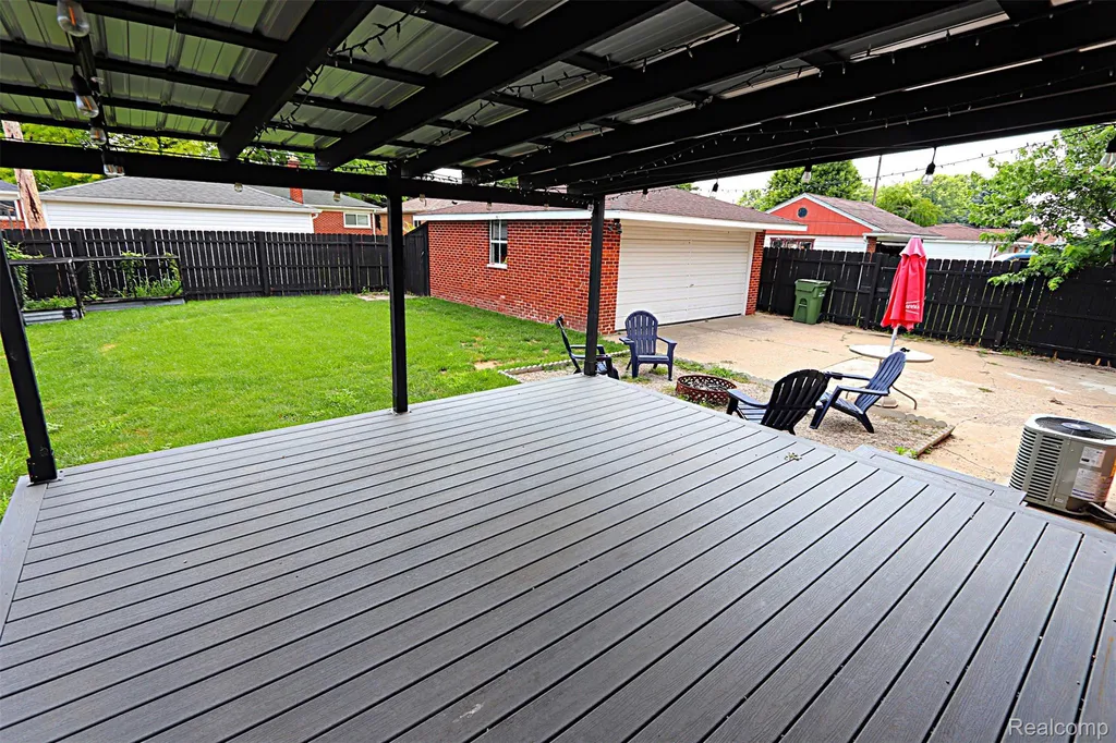 18785 Dale Avenue Allen Park City MI 48101