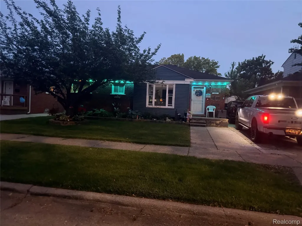 18785 Dale Avenue Allen Park City MI 48101