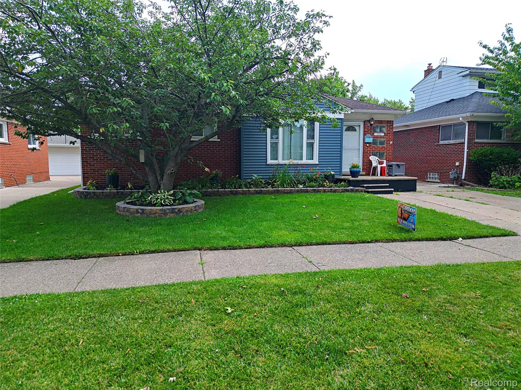 18785 Dale Avenue Allen Park City MI 48101