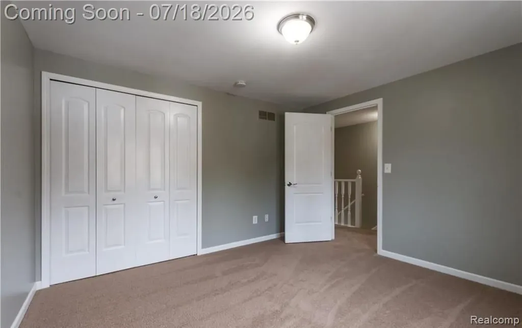 185 Fraser Street Rochester City MI 48307