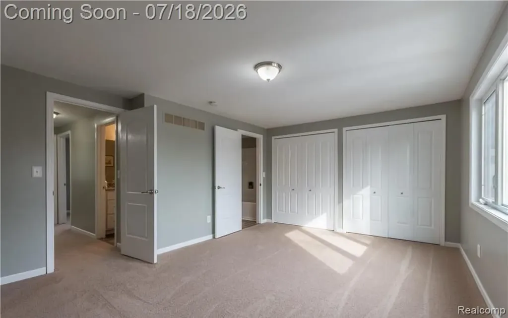 185 Fraser Street Rochester City MI 48307