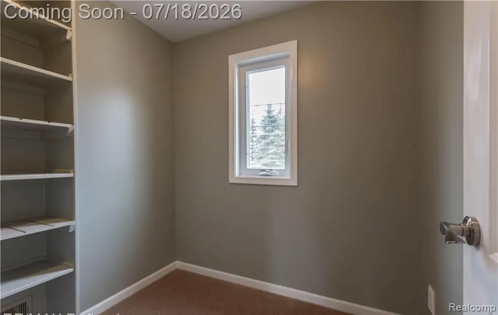 185 Fraser Street Rochester City MI 48307
