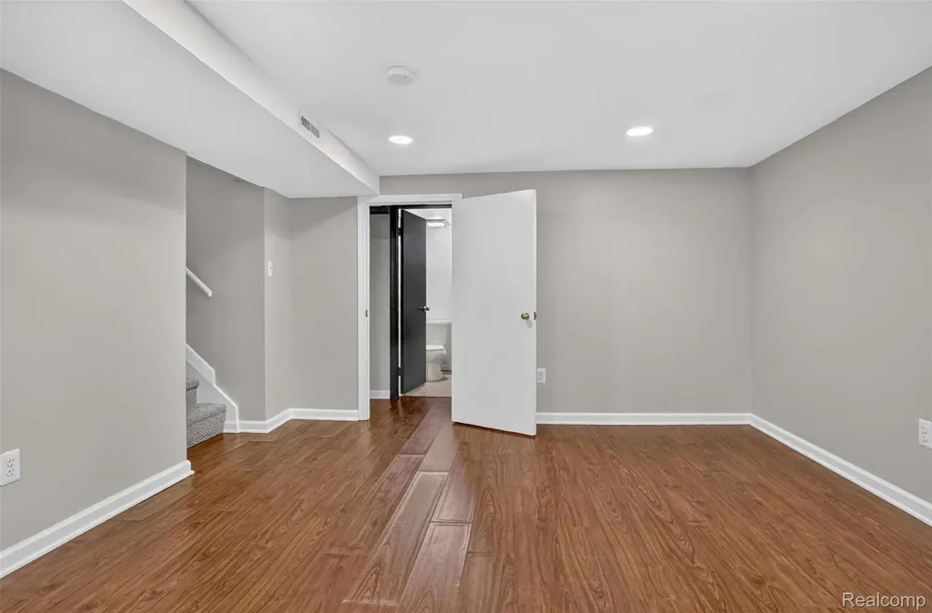 1811 Avondale Avenue Ann Arbor City MI 48103
