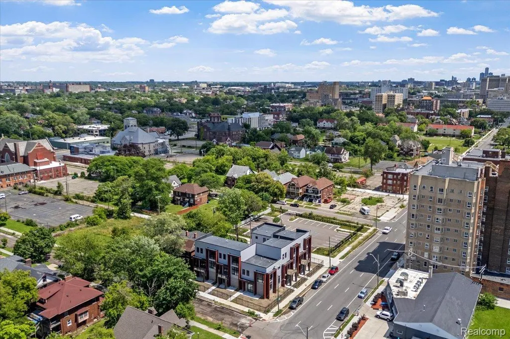 177 Gladstone Street Detroit City MI 48202