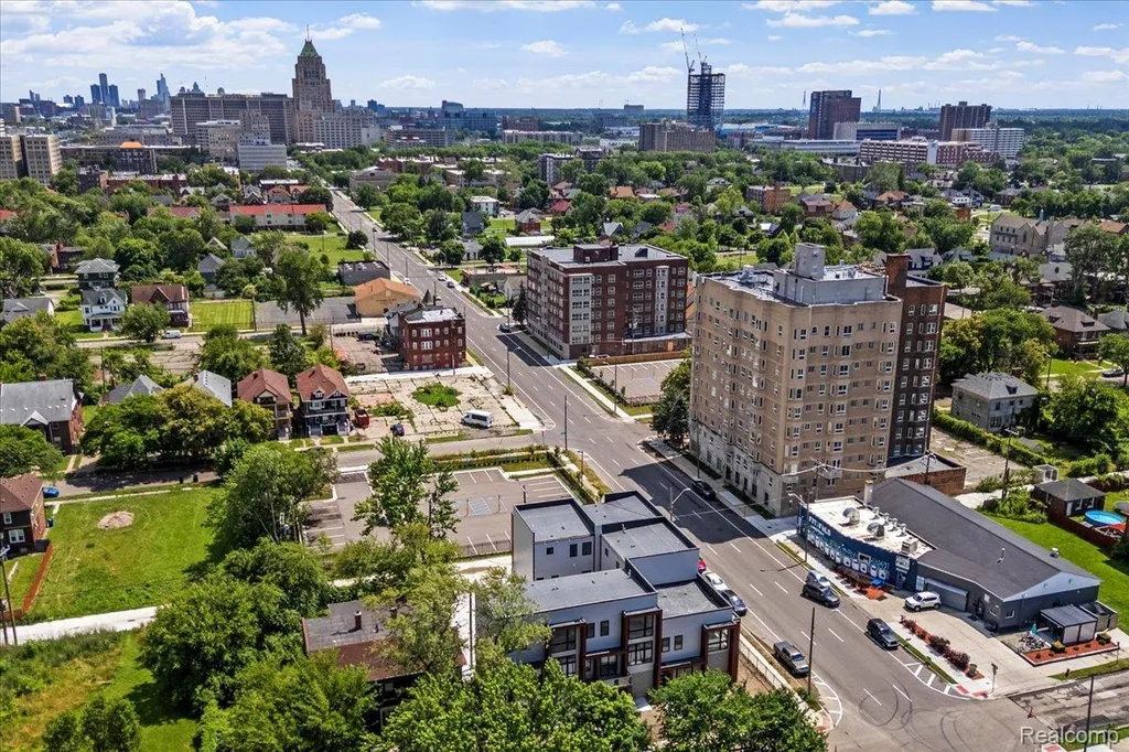 177 Gladstone Street Detroit City MI 48202