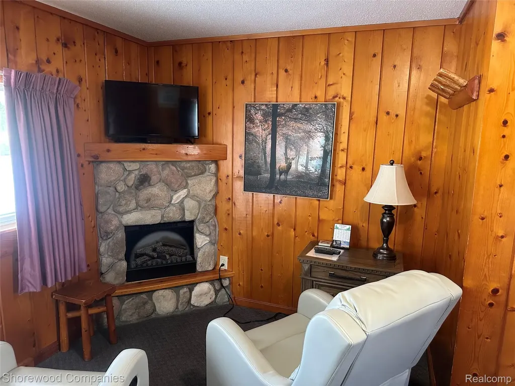 2040 Business Loop 75 St. Ignace Township MI 49781