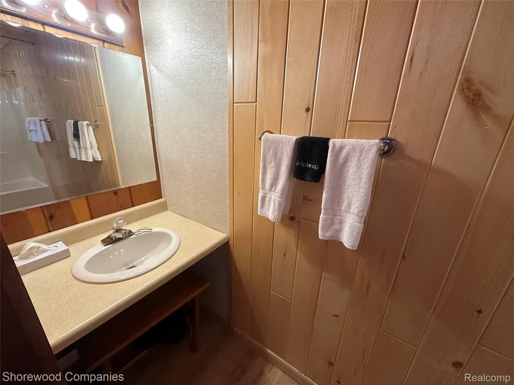 2040 Business Loop 75 St. Ignace Township MI 49781