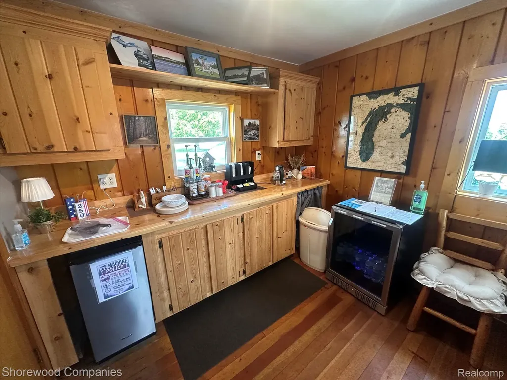 2040 Business Loop 75 St. Ignace Township MI 49781