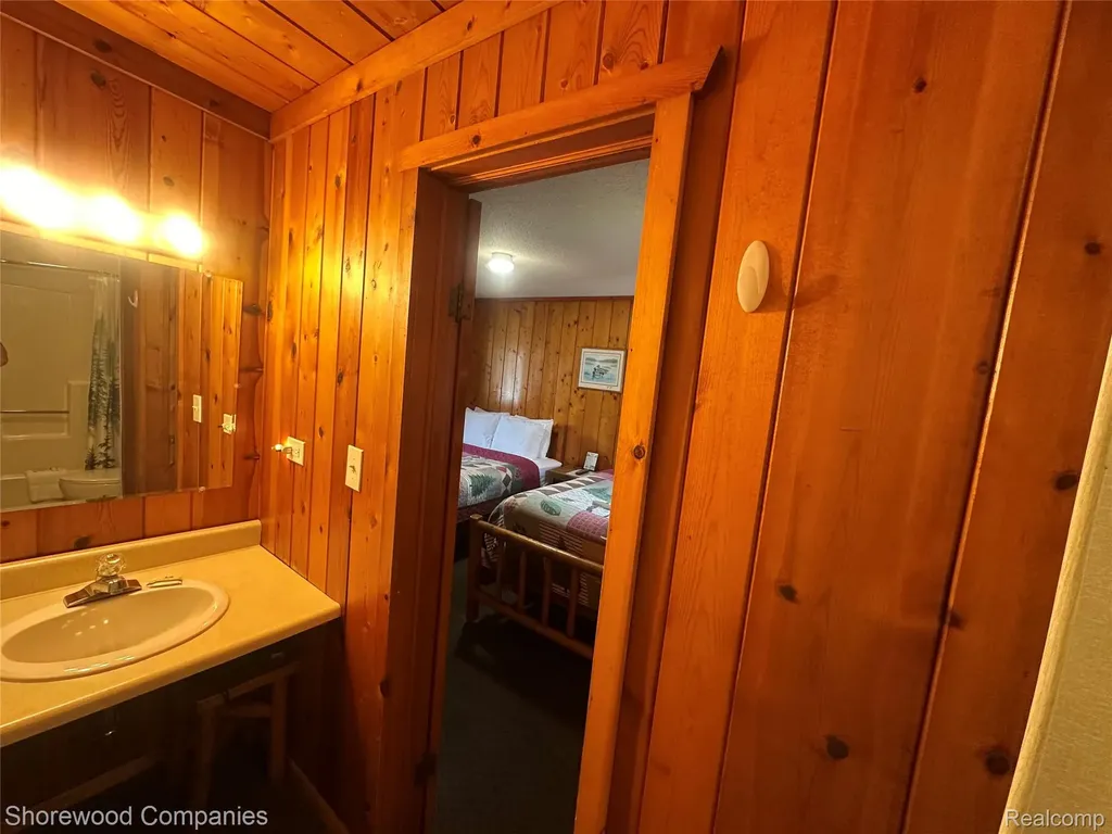 2040 Business Loop 75 St. Ignace Township MI 49781