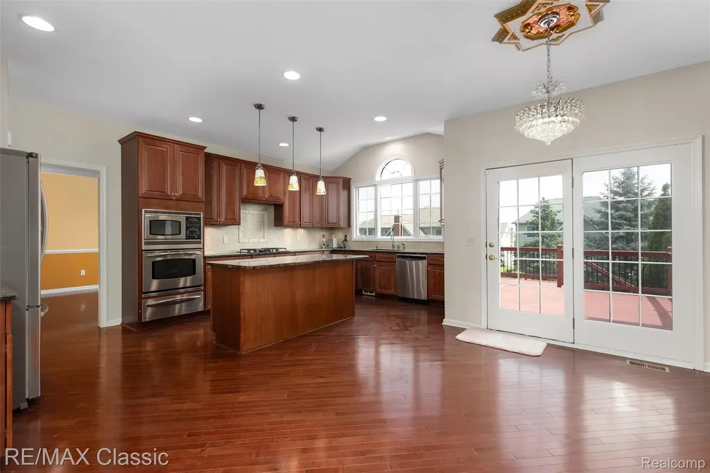 24374 Terra Del Mar Drive Novi City MI 48374