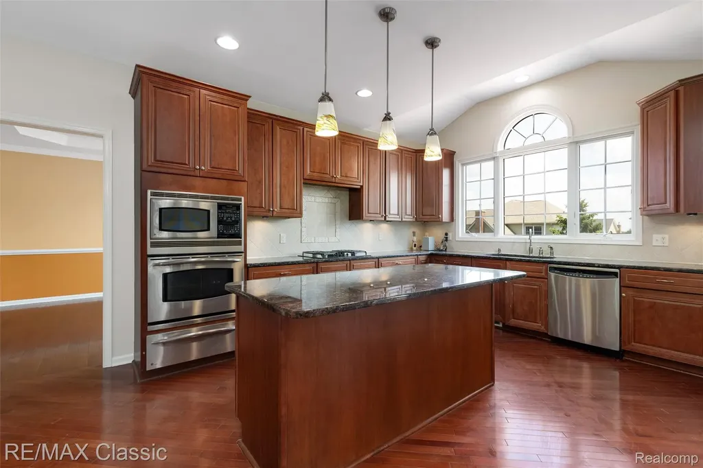 24374 Terra Del Mar Drive Novi City MI 48374