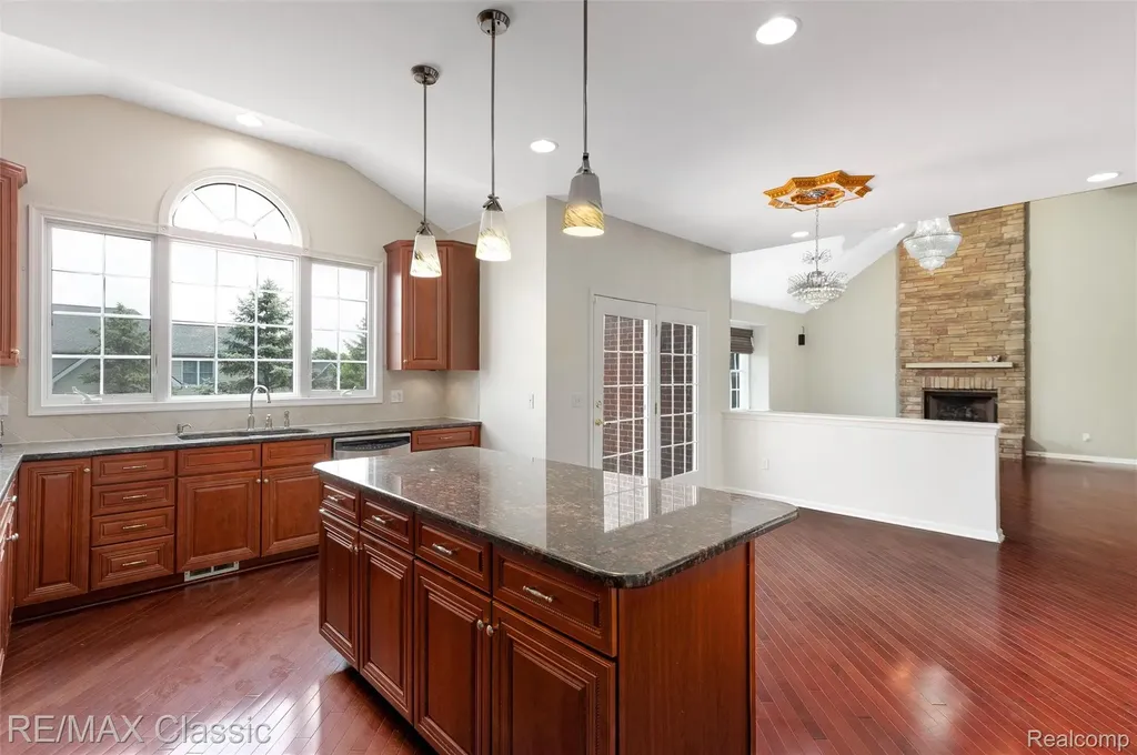 24374 Terra Del Mar Drive Novi City MI 48374