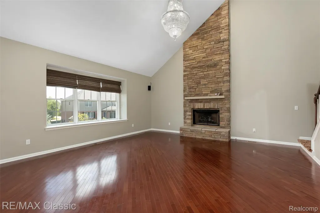 24374 Terra Del Mar Drive Novi City MI 48374