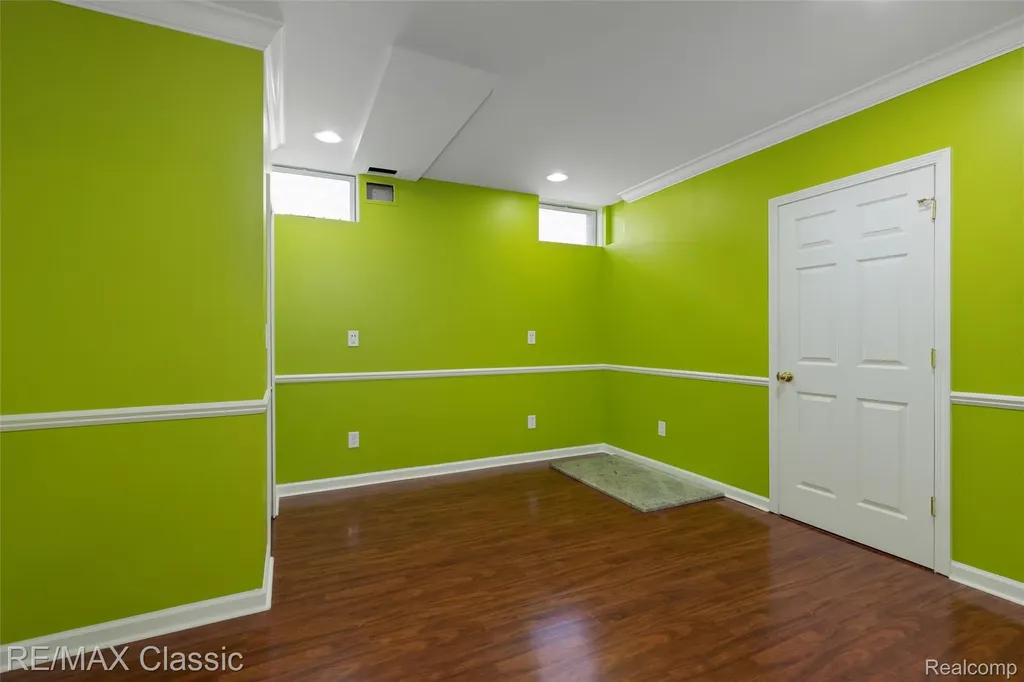 24374 Terra Del Mar Drive Novi City MI 48374
