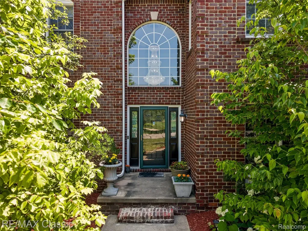 24374 Terra Del Mar Drive Novi City MI 48374