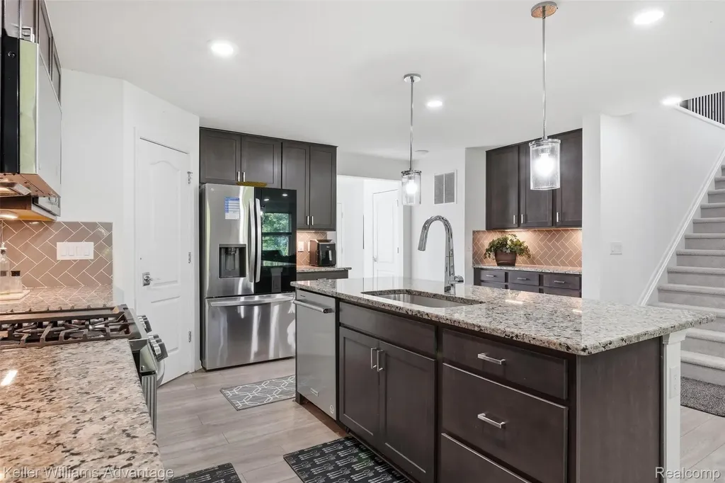 24506 Jade Drive Farmington Hills City MI 48336