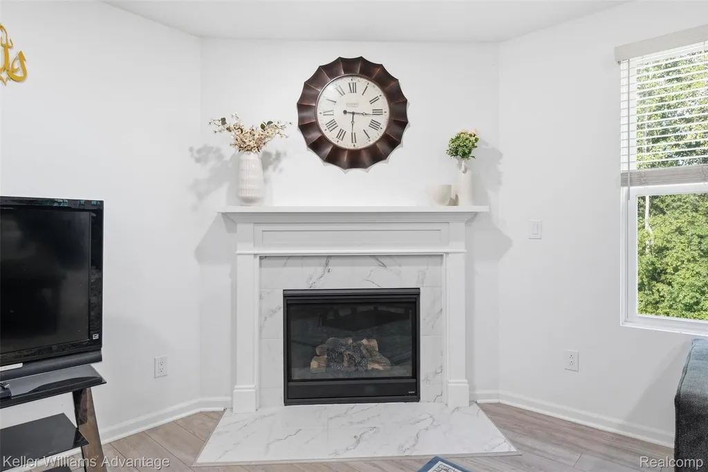 24506 Jade Drive Farmington Hills City MI 48336