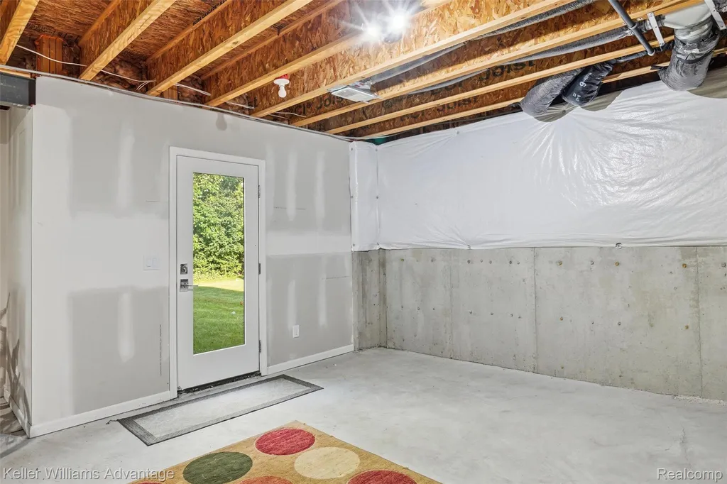 24506 Jade Drive Farmington Hills City MI 48336