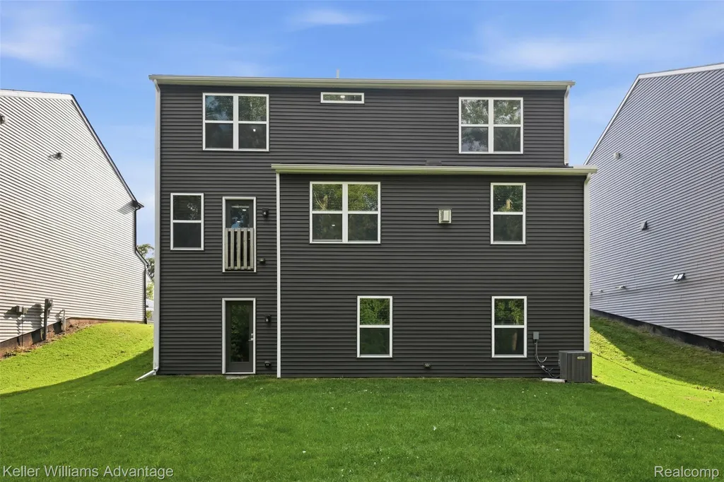 24506 Jade Drive Farmington Hills City MI 48336