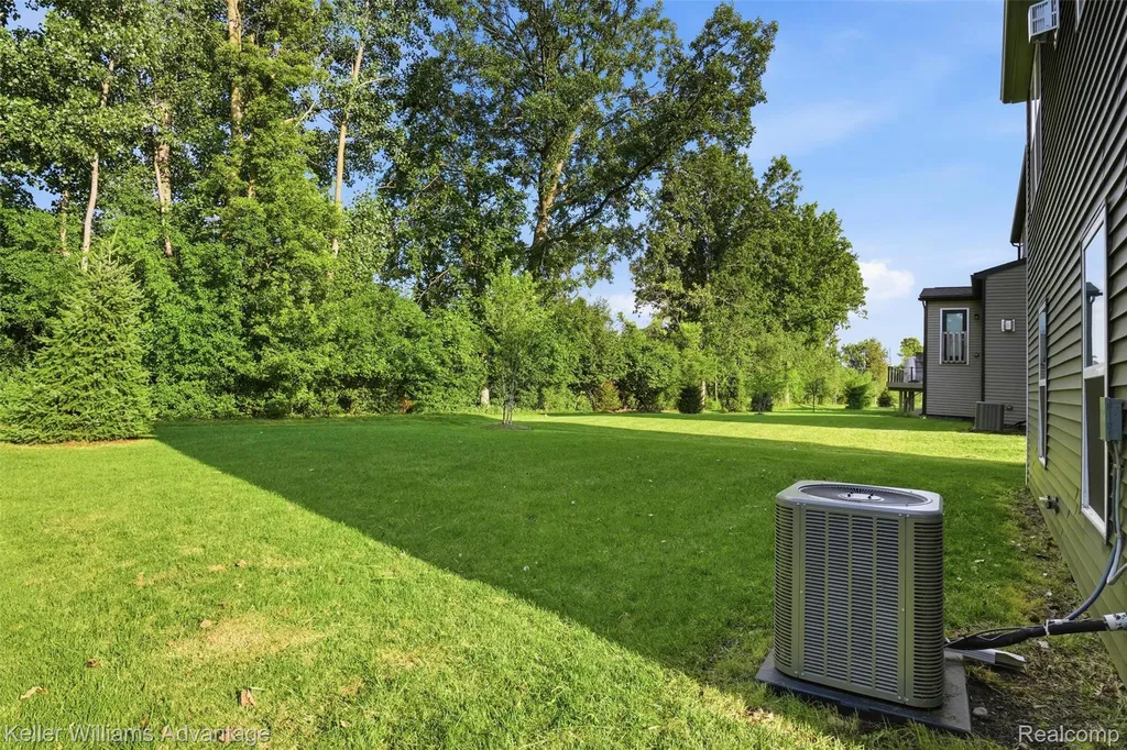 24506 Jade Drive Farmington Hills City MI 48336