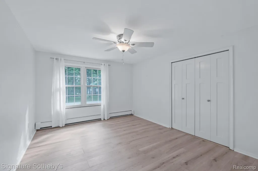 2593 S Christian Hills Drive Rochester Hills City MI 48309