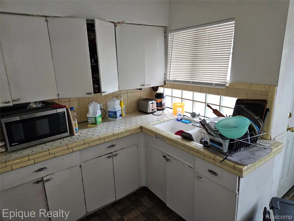 4645 Chatsworth Street Detroit City MI 48224