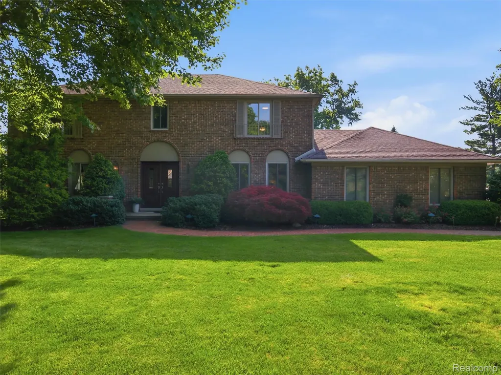 28854 Eton Glen Farmington Hills City MI 48331