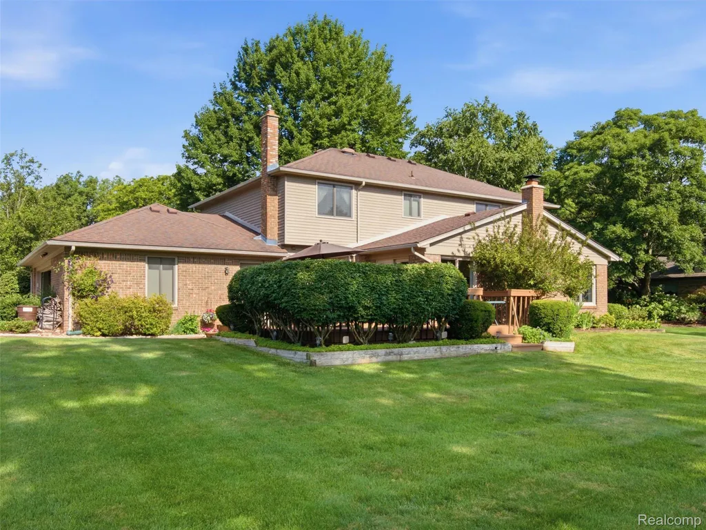 28854 Eton Glen Farmington Hills City MI 48331