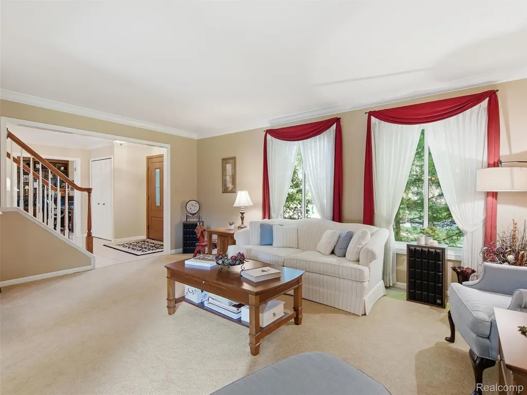 28854 Eton Glen Farmington Hills City MI 48331