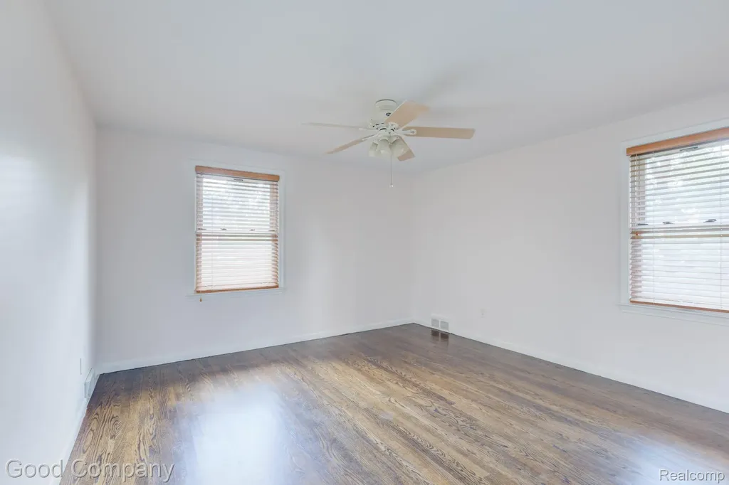 10 Millington Road Pleasant Ridge City MI 48069