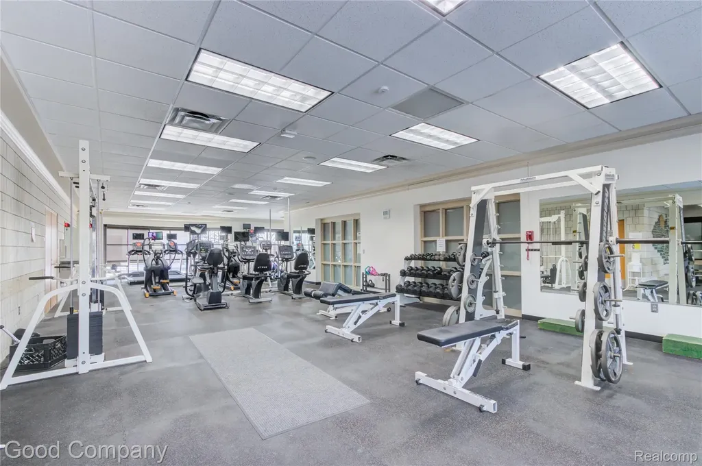 10 Millington Road Pleasant Ridge City MI 48069