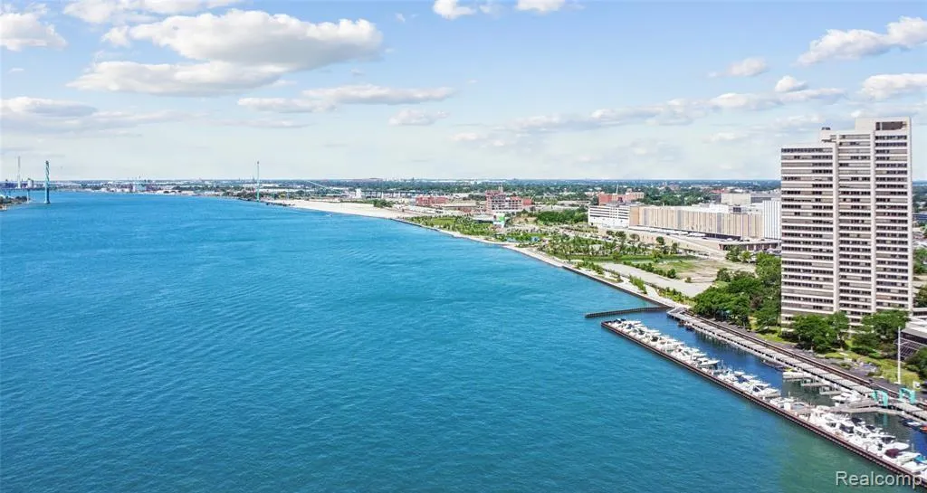 1001 W Jefferson Avenue Detroit City MI 48226