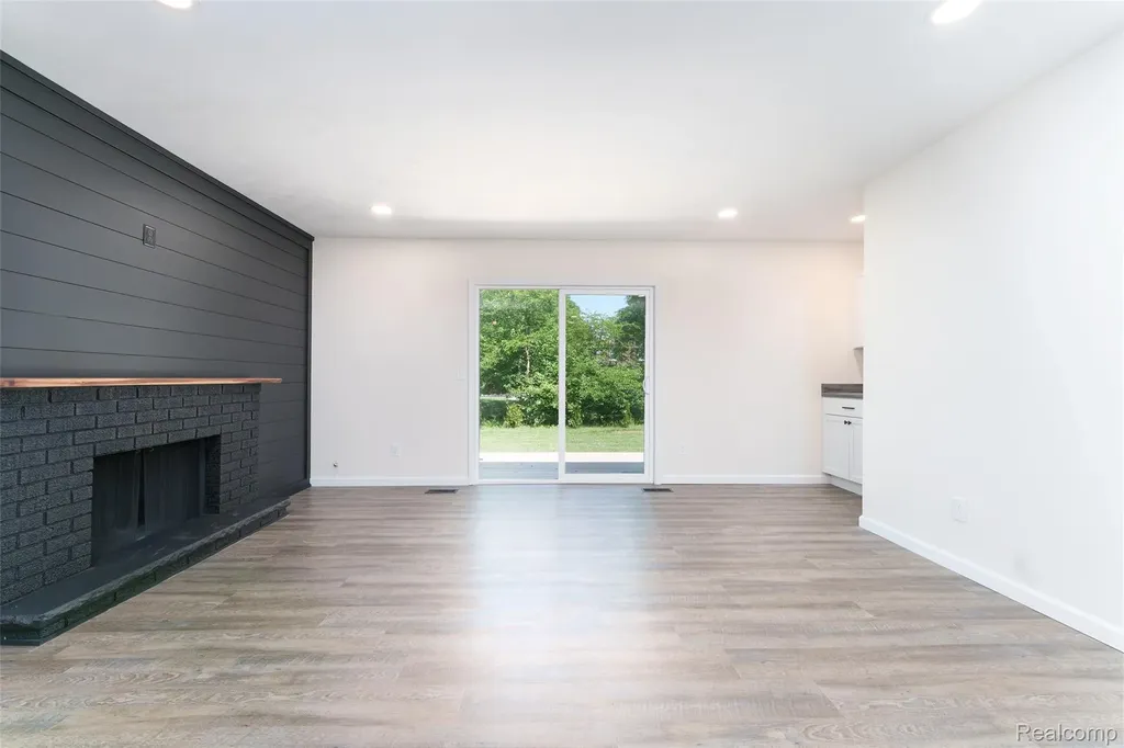 6201 Lerner Way Lansing City MI 48911