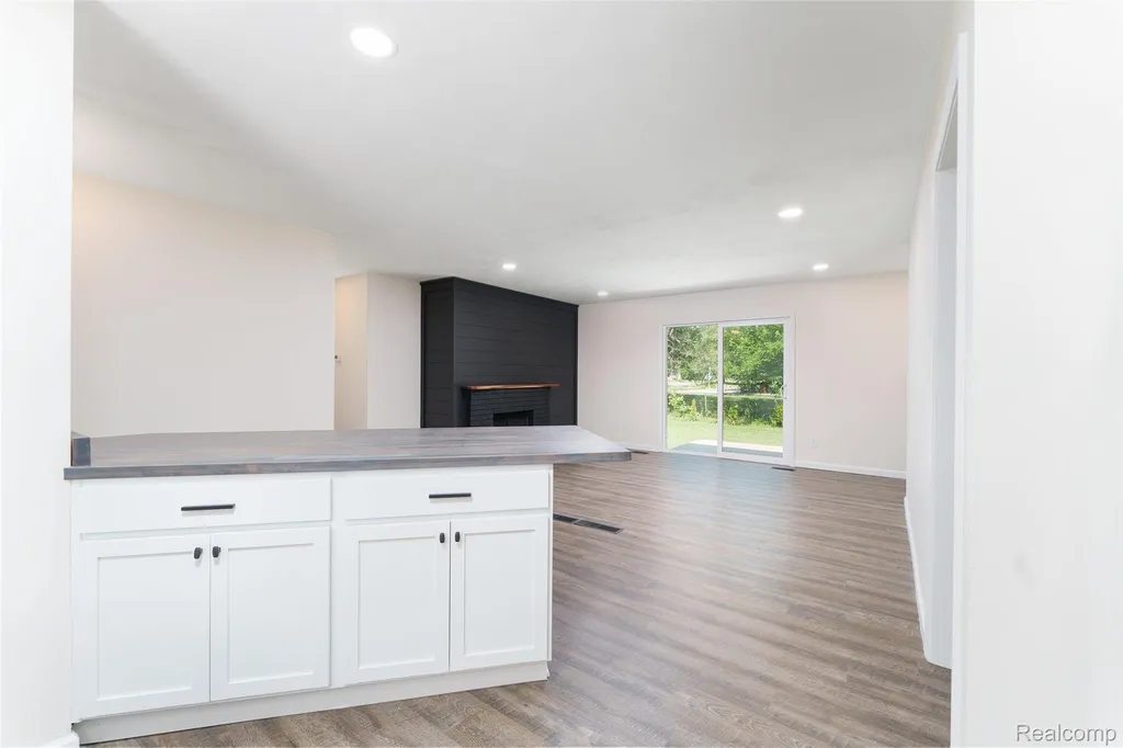 6201 Lerner Way Lansing City MI 48911