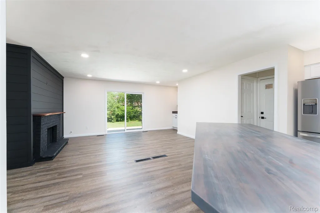 6201 Lerner Way Lansing City MI 48911