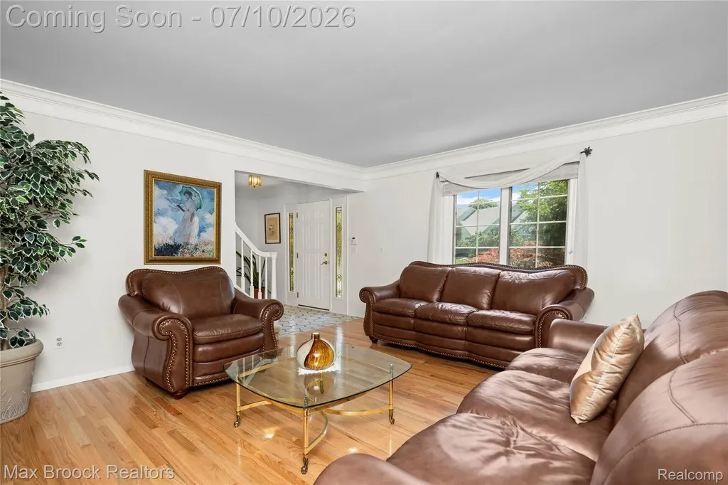 31223 Country Ridge Circle Farmington Hills City MI 48331