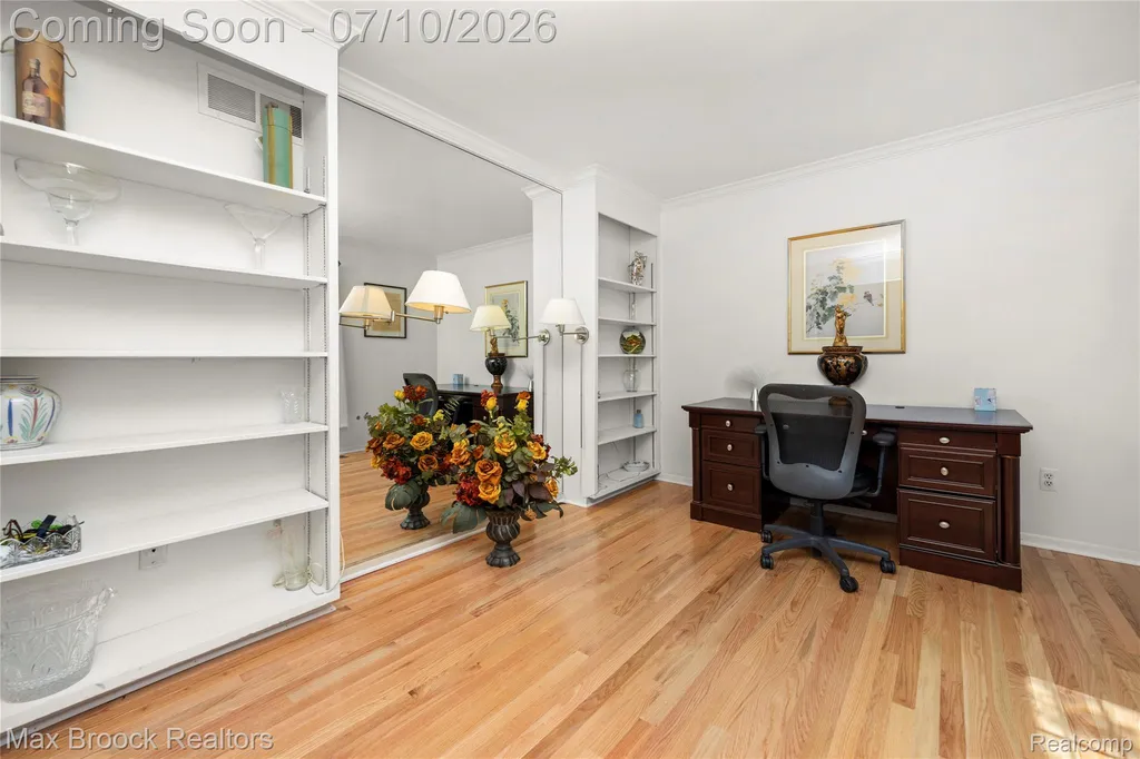 31223 Country Ridge Circle Farmington Hills City MI 48331