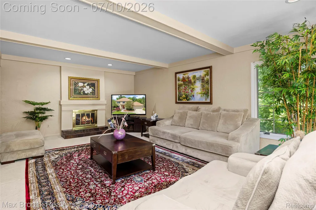 31223 Country Ridge Circle Farmington Hills City MI 48331