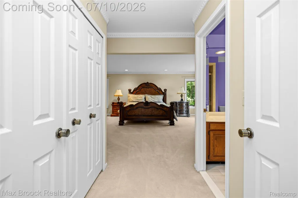 31223 Country Ridge Circle Farmington Hills City MI 48331