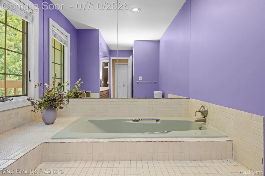 31223 Country Ridge Circle Farmington Hills City MI 48331