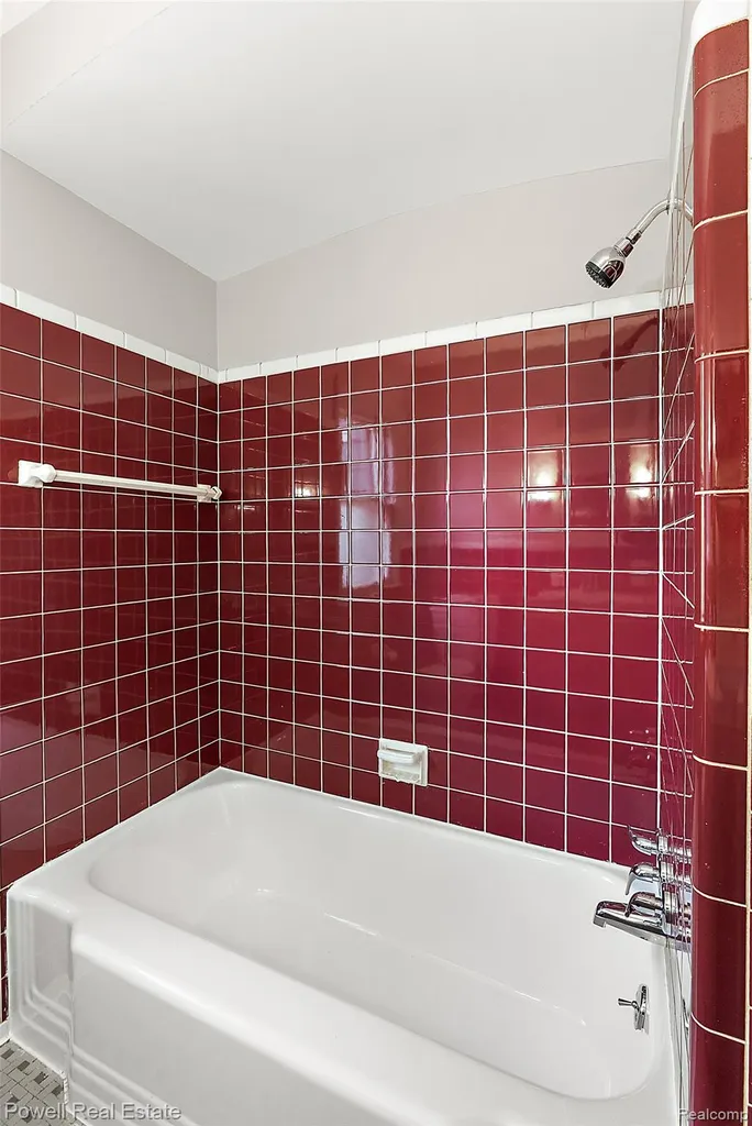 3132 Parker Drive Royal Oak City MI 48073