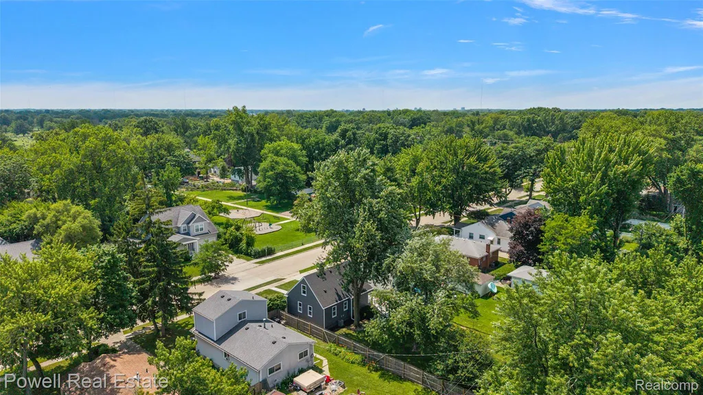 3132 Parker Drive Royal Oak City MI 48073