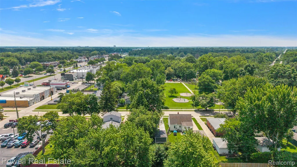 3132 Parker Drive Royal Oak City MI 48073