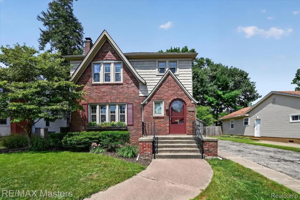 649 Borgess Avenue Monroe City MI 48162