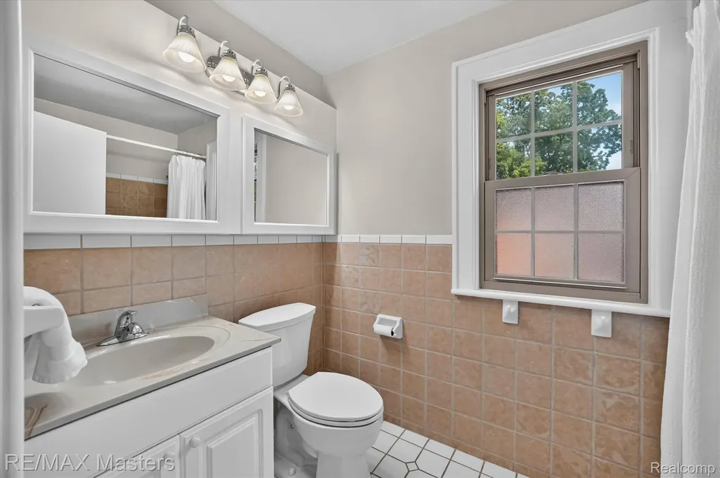 649 Borgess Avenue Monroe City MI 48162
