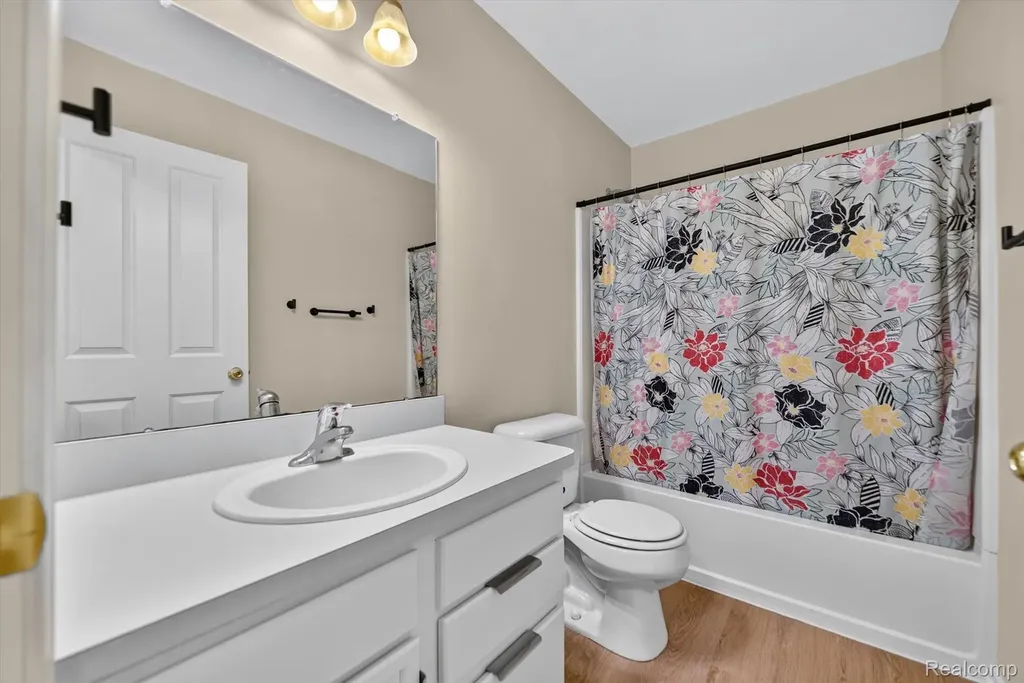 4412 Aster Boulevard Genoa Township MI 48843
