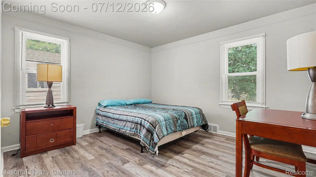 1329 Woodland Drive Inkster City MI 48141