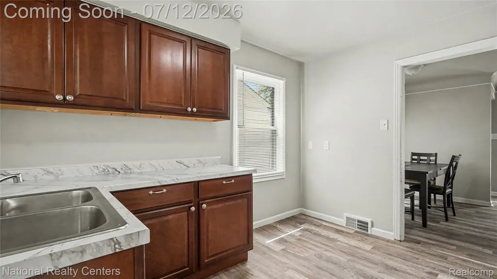 1329 Woodland Drive Inkster City MI 48141