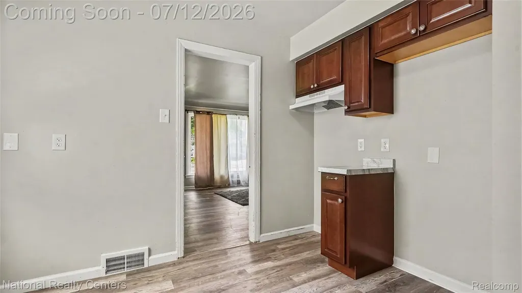 1329 Woodland Drive Inkster City MI 48141