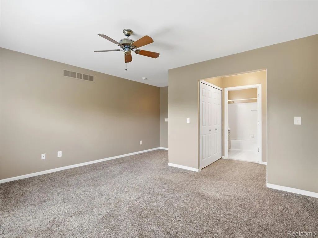 6394 Heron Park Way Independence Charter Township MI 48346